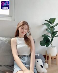 Hot51 Dibanding Aplikasi Live Lain: Analisis Lengkap Fitur dan Performa